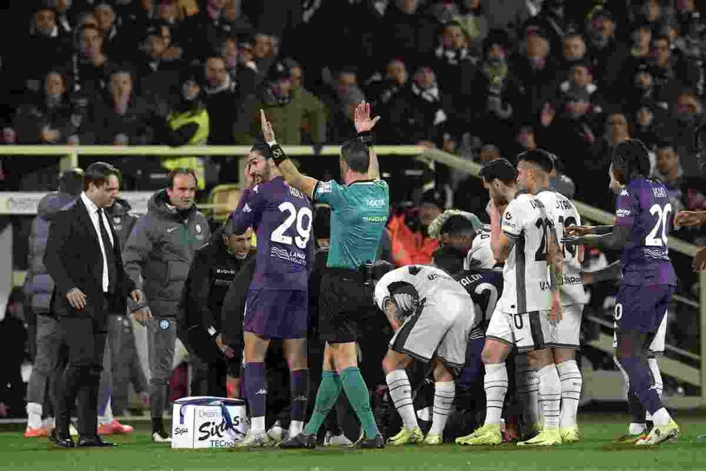 Fiorentina-Inter, Bove cosciente. Partita ufficialmente rinviata