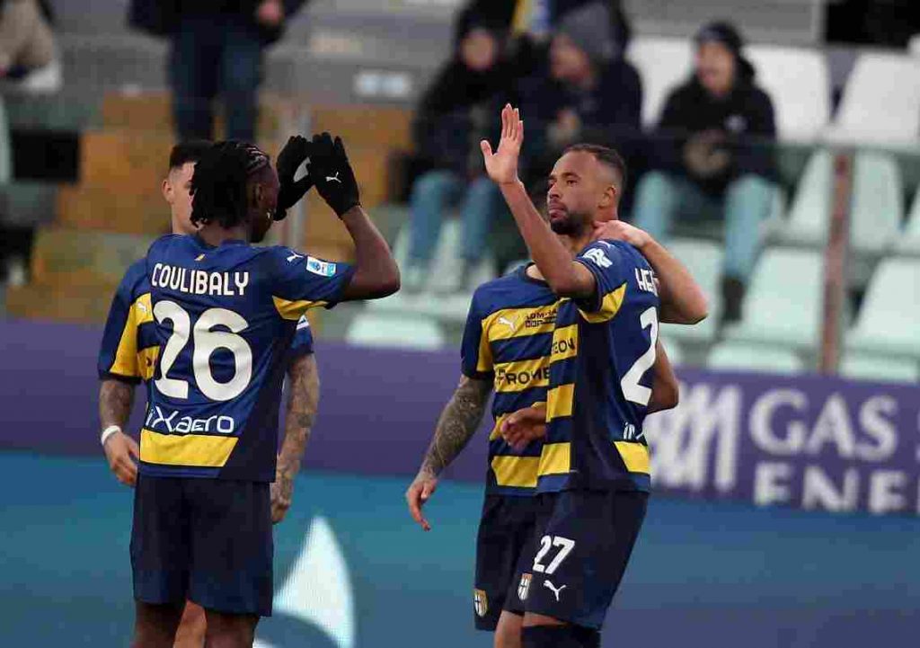 Serie A, il Genoa batte l’Empoli 2-1. Il Parma beffa il Monza al fotofinish