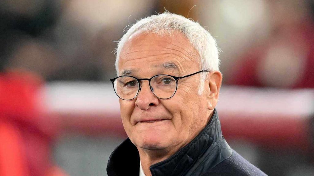 Roma, fuoco alle polveri | Ranieri ne mette alla porta uno e dà il benvenuto a Trigoria a un altro