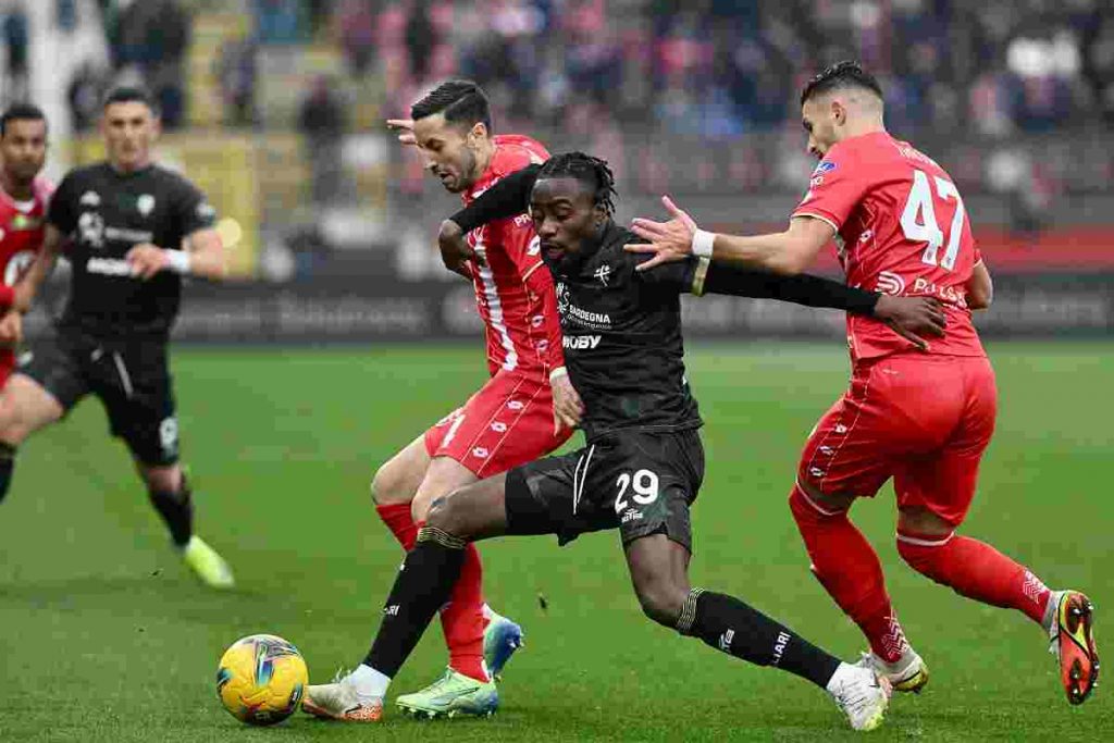 Monza-Cagliari 1-2, colpo salvezza dei sardi in rimonta