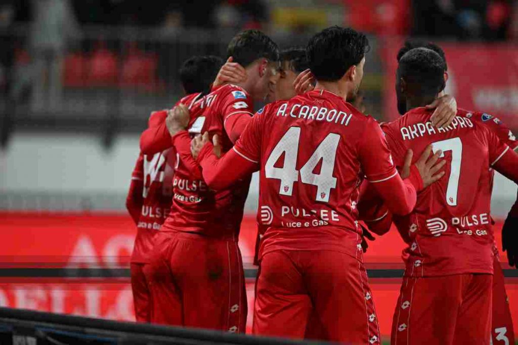 Serie A, il Monza batte la Fiorentina 2-1: continua la crisi della squadra di Palladino